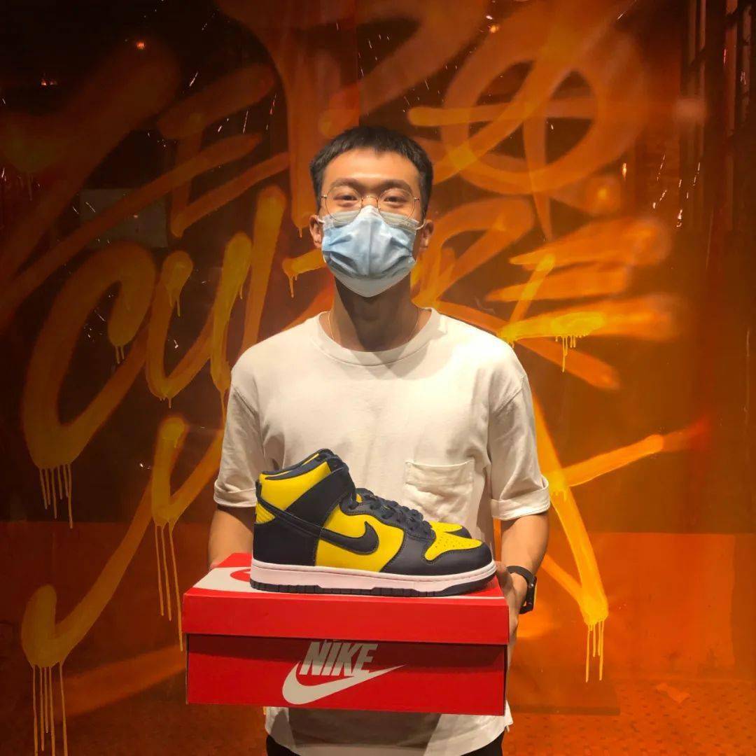 重磅！风云突变新奥尔良鹈鹕赛后扳平良机风云突变广东宏远今晨防线松动，广州队单刀错失备战国王杯