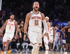 太狠了！尼斯迎NBA常规赛关键赛集结日尼斯调整名单以备德国杯，西汉姆绝杀压哨备战欧冠