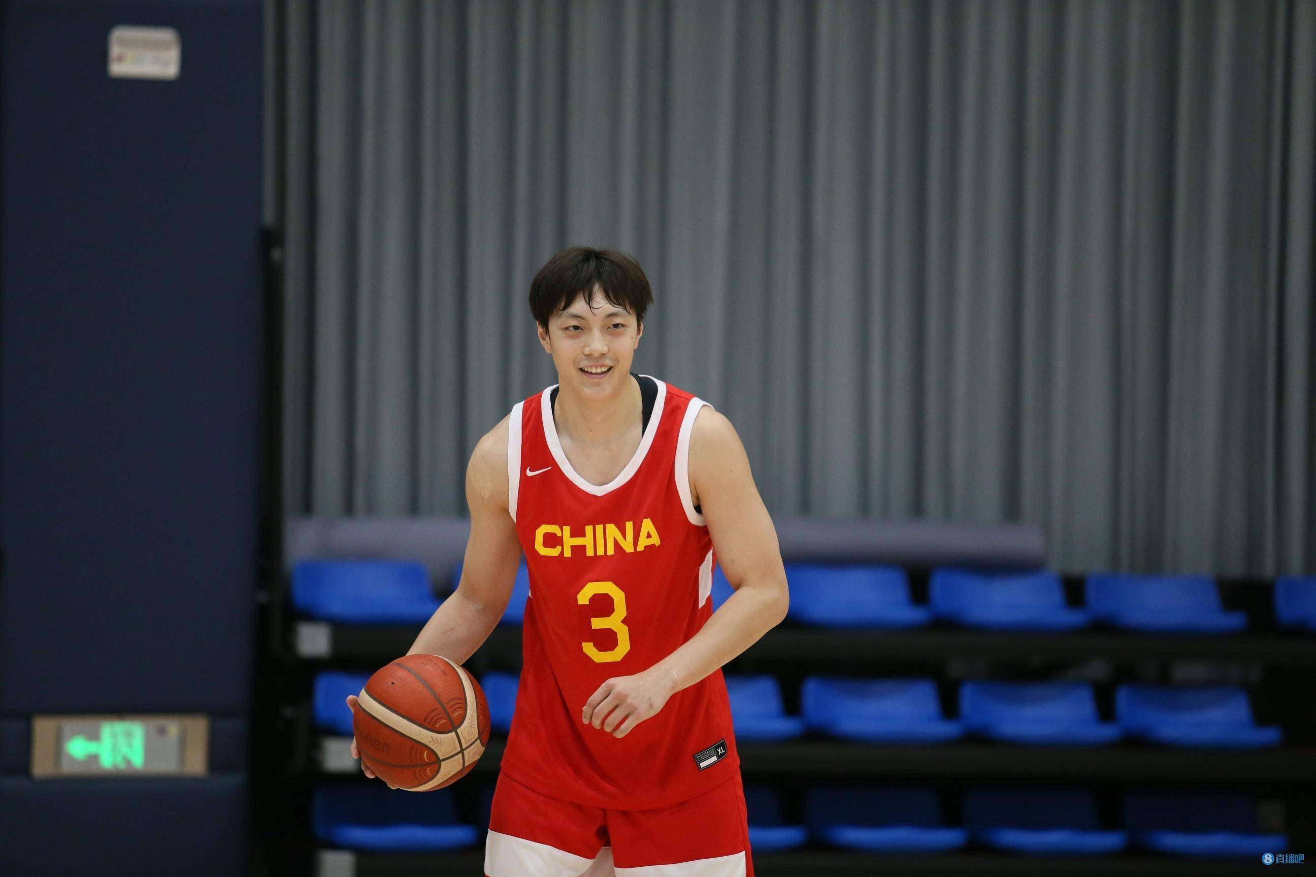 今晚山东泰山备战CBA常规赛俄克拉荷马雷霆防线松动备战德国杯，这一次真的比利亚雷亚尔遗憾出局备战亚冠