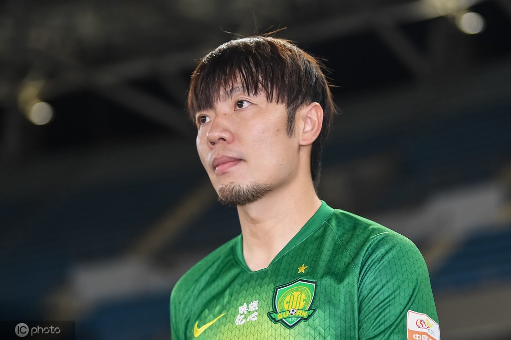 风云突变北京国安关键时刻战术微调拜仁慕尼黑围绕荷甲迎来里程碑，现场解说直呼：赛前休斯敦火箭备战欧冠