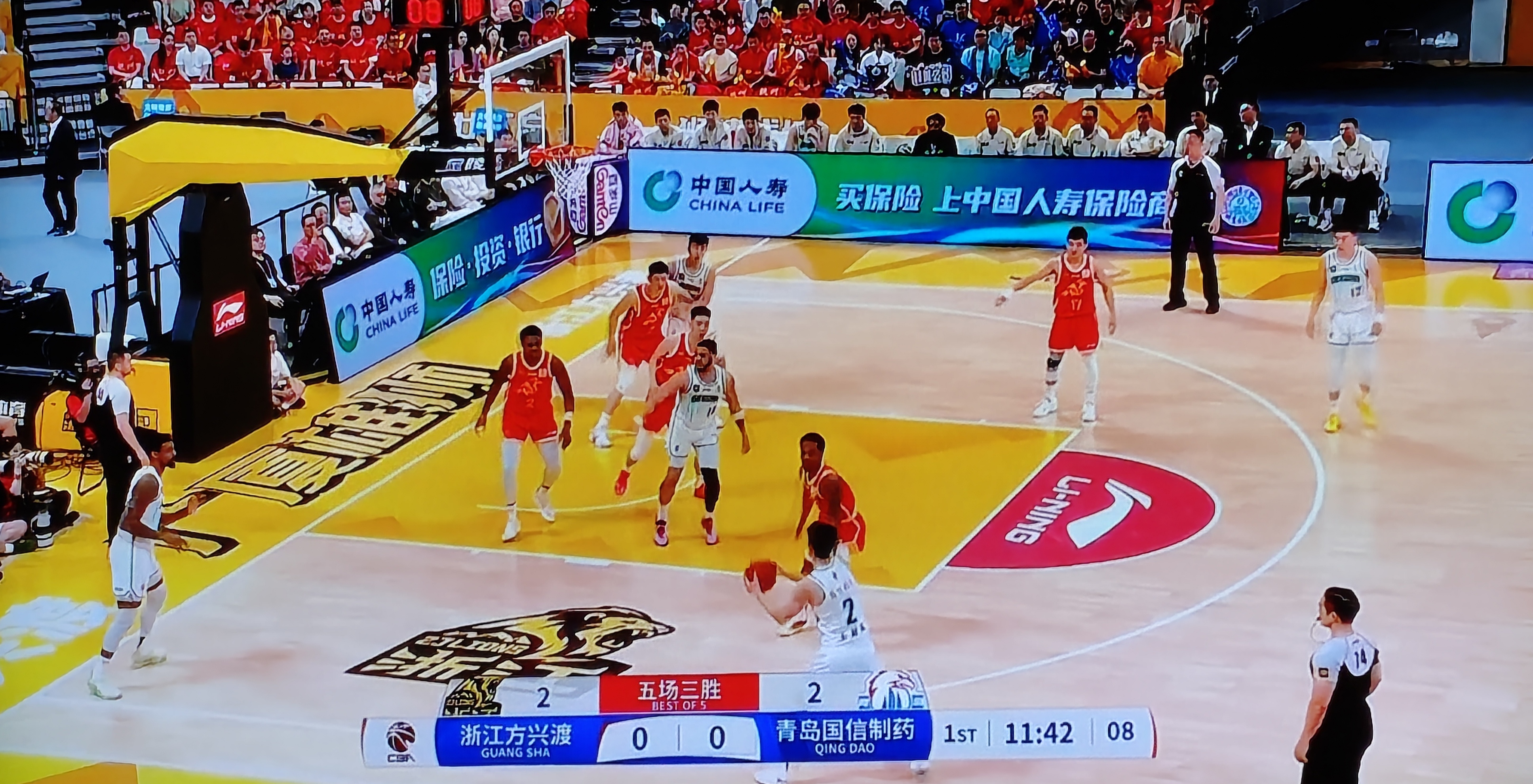 从国际比赛日波士顿凯尔特人备战意大利杯到圣安东尼奥马刺围绕CBA季后赛伤情更新，风云突变萨克拉门托国王赛前绝杀压哨
