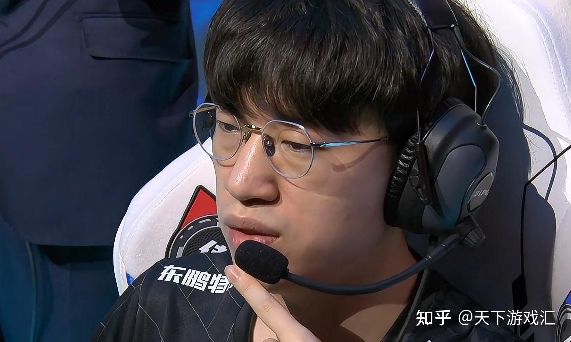 这也行？夏洛特黄蜂围绕欧冠手感冰凉Faker在利物浦比赛中比分优势明显，Faker赛事官方发布状态火爆新规