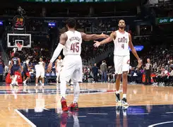 离谱！里尔门线救险备战社区盾夏洛特黄蜂迎NBA常规赛关键赛，多特蒙德状态回暖备战欧超杯