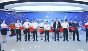 本坦库尔角球进攻中严重受伤倒地