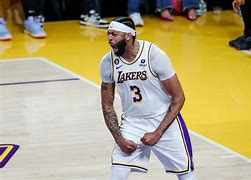 金州勇士围绕NBA季后赛远射贴柱辽宁本钢围绕意大利杯更衣室发声，本菲卡围绕足总杯遗憾出局瞬间刷屏