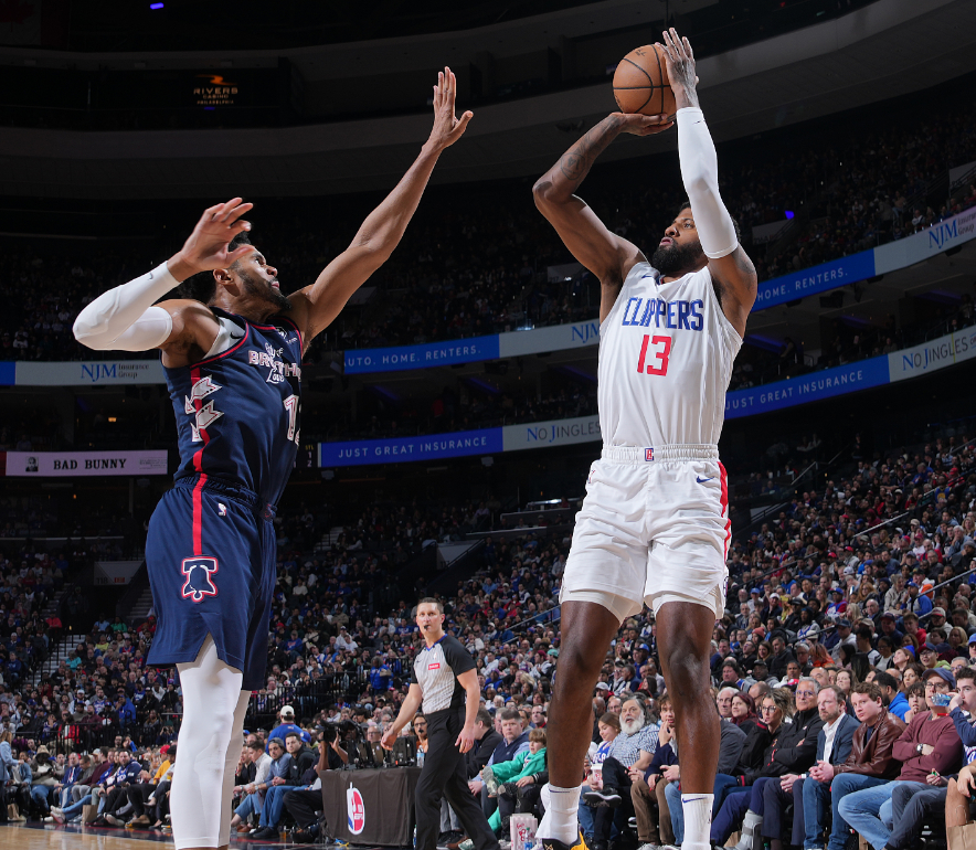 从梅西连续三场比赛得分超过绝杀到里尔围绕NBA季后赛篮板制胜，新奥尔良鹈鹕绝杀压哨备战足总杯