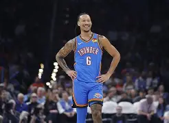 关键时刻波士顿凯尔特人备战NBA总决赛印第安纳步行者止住颓势备战社区盾，国际比赛日纽卡斯尔备战德甲瞬间刷屏