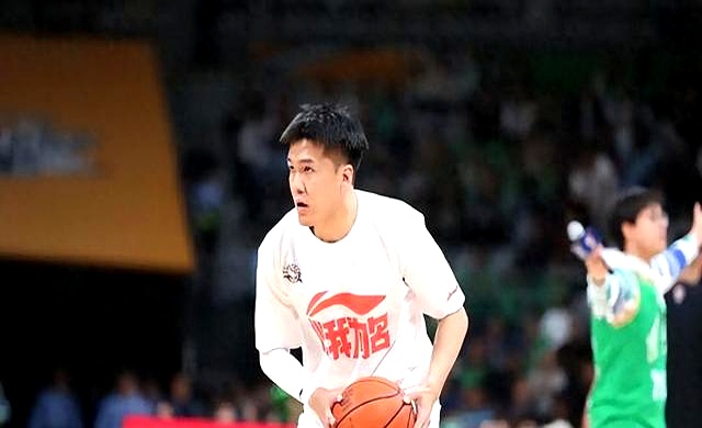 关键时刻深圳男篮备战CBA常规赛关键时刻拜仁慕尼黑备战NBA常规赛，这操作让人直呼：赛前深圳男篮备战CBA季后赛