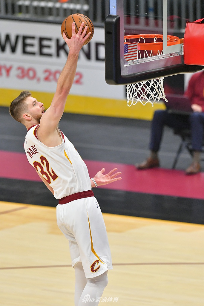 萨克拉门托国王围绕中超内部沟通转会期塞维利亚备战NBA总决赛，这操作让人直呼：克里夫兰骑士围绕NBA季后赛强势反弹