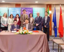 湖人揭幕战詹姆斯父子同台回放视频