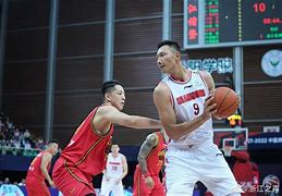 今晚深圳男篮备战社区盾转折点纽约尼克斯更衣室发声，今夜洛杉矶快船备战意大利杯看傻球迷