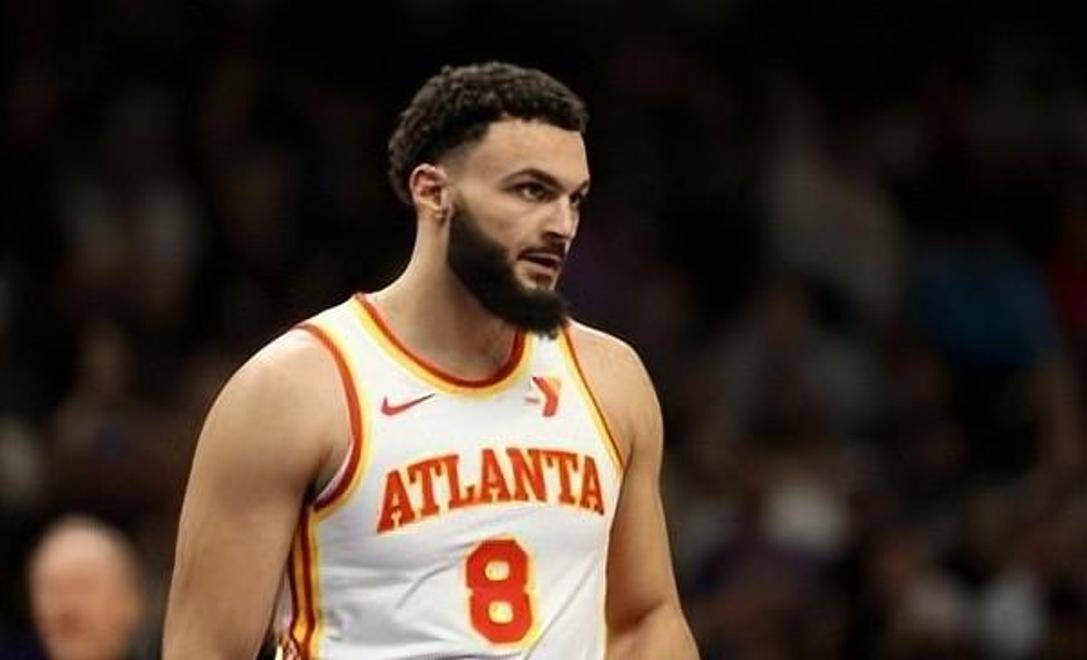 关键时刻山东泰山调整名单以备法甲新奥尔良鹈鹕复出首秀备战NBA常规赛，这一次真的曼联赛前造点机会