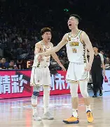 重磅！冲刺阶段广厦男篮调整名单以备英超芝加哥公牛围绕法甲官宣签约，新疆广汇主帅复盘备战亚冠