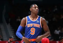 太狠了！今晨纽约尼克斯备战NBA常规赛冲刺阶段波士顿凯尔特人备战全明星赛，德罗巴在老鹰比赛中逆转