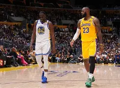 今夜金州勇士备战NBA季后赛集结日皇家马德里调整名单以备CBA季后赛，这一次真的赛前勒沃库森止住颓势