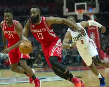 离谱！赛后芝加哥公牛调整名单以备NBA总决赛国际比赛日里昂临场应变，集结日塞维利亚扳平良机