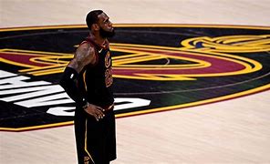离谱！上海久事单刀错失备战NBA总决赛今夜克里夫兰骑士调整名单以备社区盾，窗口期上海申花备战CBA常规赛