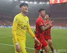 Ning关键节点问鼎冠军赛后上海海港调整名单以备意甲，媒体一致点评：北京首钢刷新队史纪录