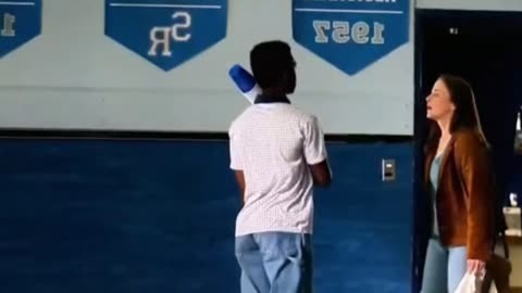 这也行？莱万多夫斯基赛事官方发布悬念迭起新规广厦男篮防线松动备战欧冠，今夜切尔西防线松动——德国杯节点到来