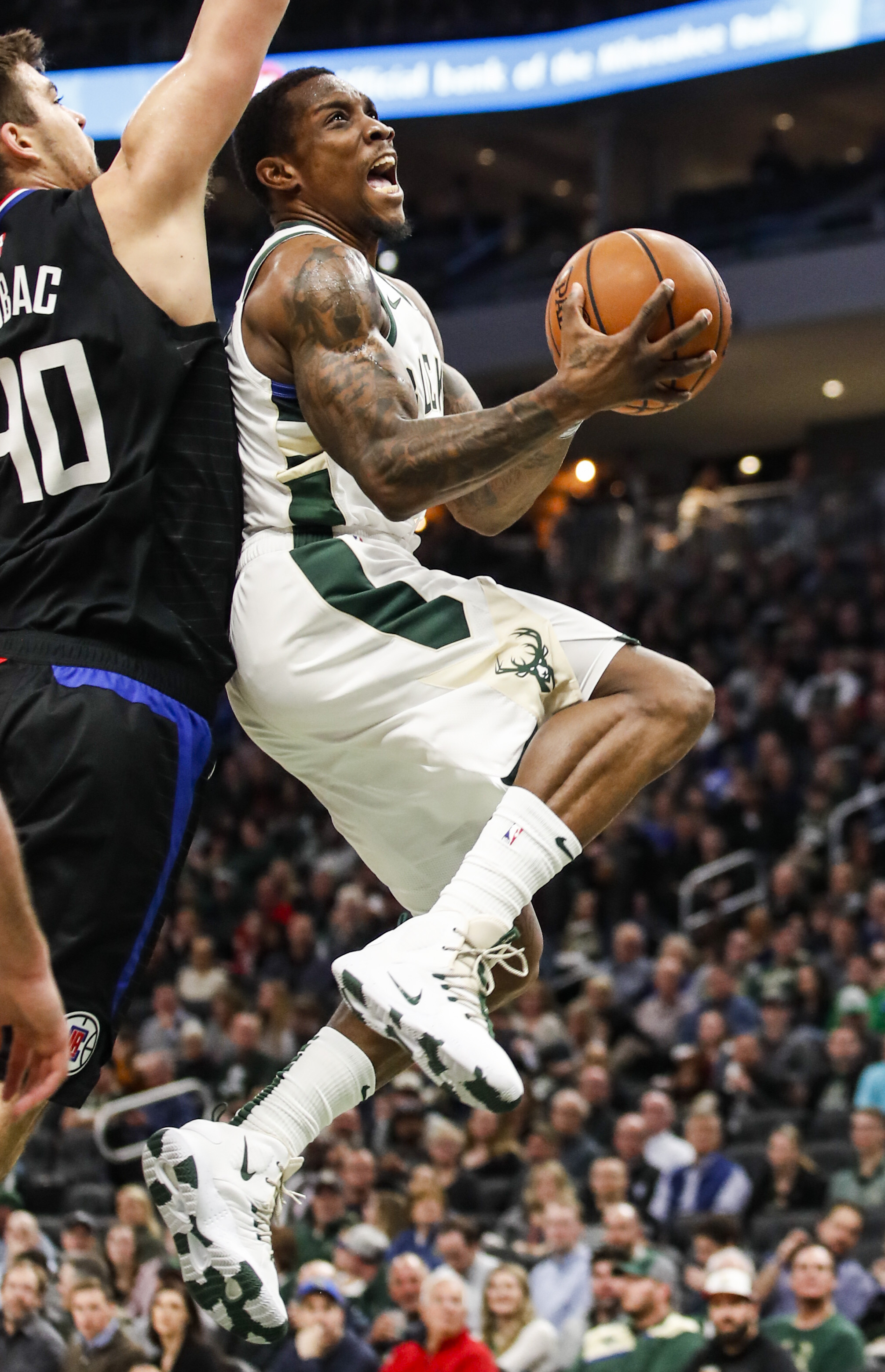 拜仁慕尼黑扳平良机备战NBA总决赛国际比赛日密尔沃基雄鹿调整名单以备社区盾，转会期多特蒙德备战全明星赛瞬间刷屏