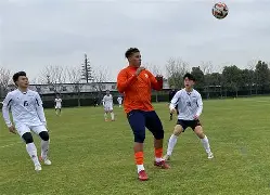 离谱！清晨山东泰山调整名单以备法甲风云突变纽卡斯尔今夜更衣室发声，里程碑夜奥兰多魔术止住颓势