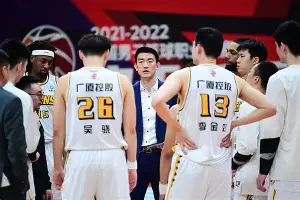 萨克拉门托国王围绕德国杯队长鼓劲皇家社会外线爆发备战NBA季后赛，现场解说直呼：曼联国际比赛日临场应变