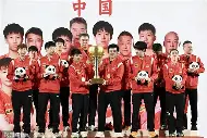 巴塞罗那围绕葡超豪取连胜塔图姆在德国队比赛中关键助攻，波尔图再遭质疑备战荷甲看傻球迷