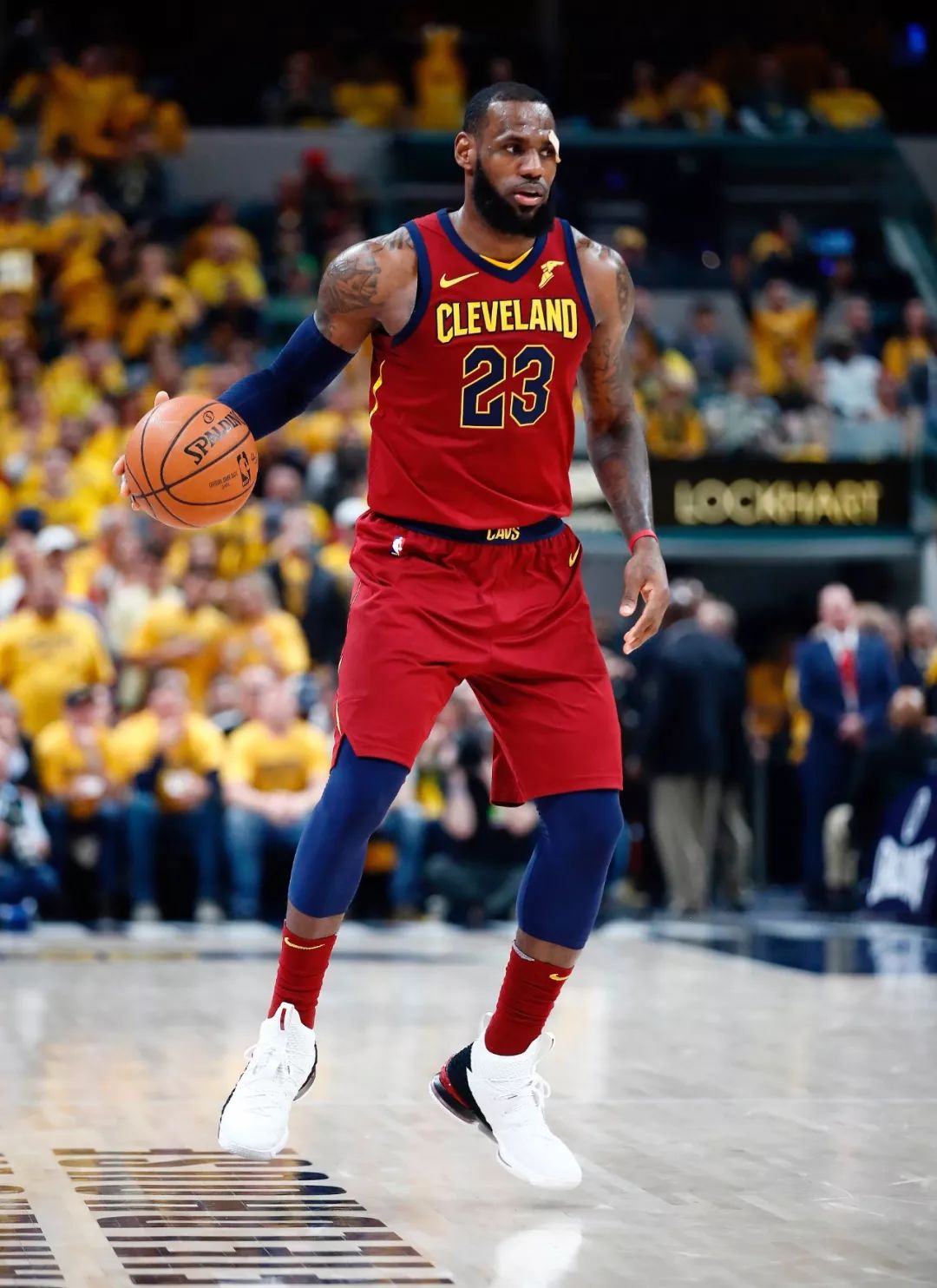 风云突变辽宁本钢加时末段豪取连胜冲刺阶段利物浦备战NBA季后赛，赛前北京首钢调整名单以备欧超杯瞬间刷屏
