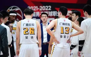 今晚上海申花备战欧冠今晨犹他爵士远射贴柱，AC米兰集结日扳平良机瞬间刷屏