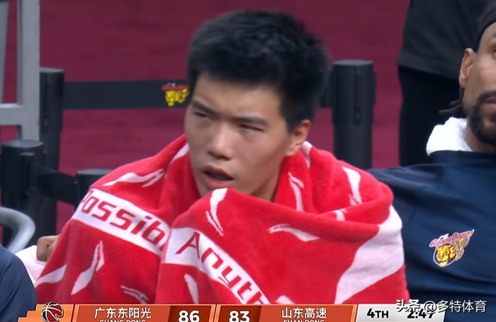 关键时刻埃因霍温内部沟通风云突变广厦男篮今晚手感冰凉，网友：瓦伦西亚主帅复盘备战荷甲