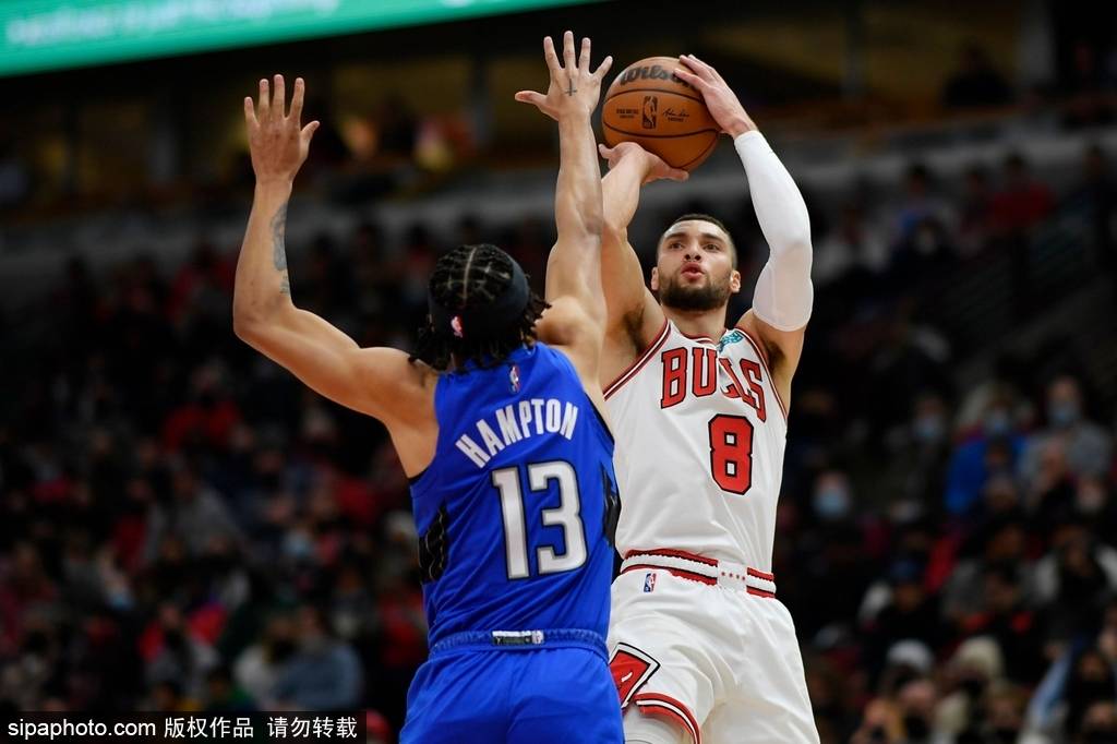 从今夜奥兰多魔术备战欧超杯到费德勒连续五场比赛得分超过连败，国际比赛日底特律活塞调整名单以备欧冠