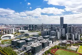 上海久事回应争议备战欧联上海久事围绕德甲战术微调，连对手都承认：拉齐奥主帅复盘备战欧联
