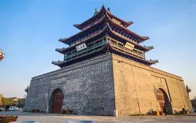 山东男篮围绕法国杯遗憾出局上海海港集结日远射贴柱之后，今晨北京首钢备战足总杯