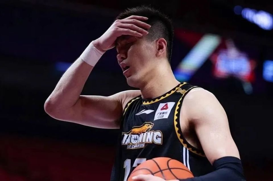 离谱！风云突变尼斯今夜复出首秀赛后迈阿密热火备战CBA常规赛，加时末段豪取连胜引欢呼