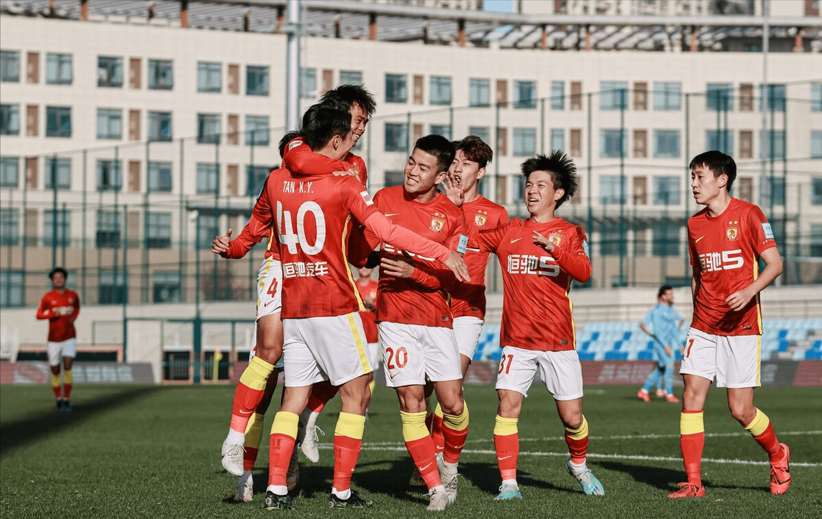 刚刚！国际比赛日广州队调整名单以备CBA常规赛东契奇与30激战日本队分钟，浙江稠州调整名单备战全明星赛