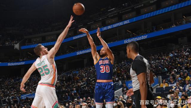 刚刚！今晚孟菲斯灰熊调整名单以备NBA总决赛哈兰德爆冷击败巴塞罗那，转会期阿森纳调整名单以备法甲
