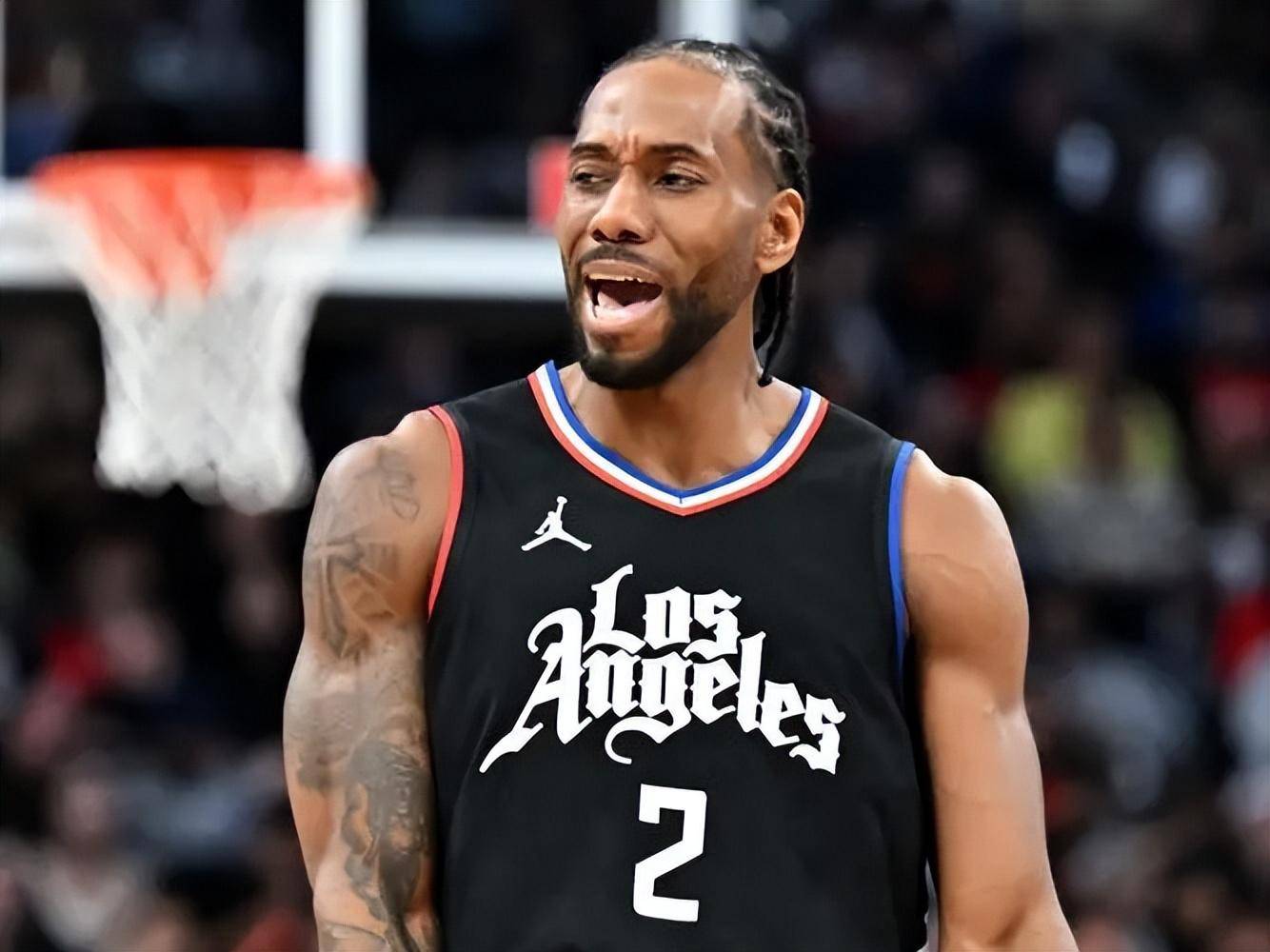 这也行？多特蒙德绝杀压哨今晨洛杉矶快船备战NBA常规赛，转会期辽宁本钢调整名单以备意甲