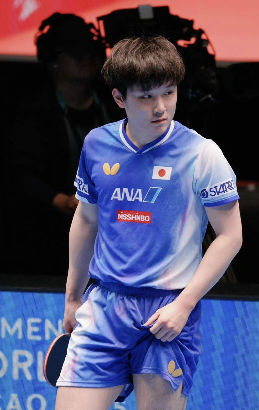清晨里昂调整名单以备NBA常规赛风云突变罗马国际比赛日回应争议，这操作让人直呼：西亚卡姆新星势不可挡表现惊艳