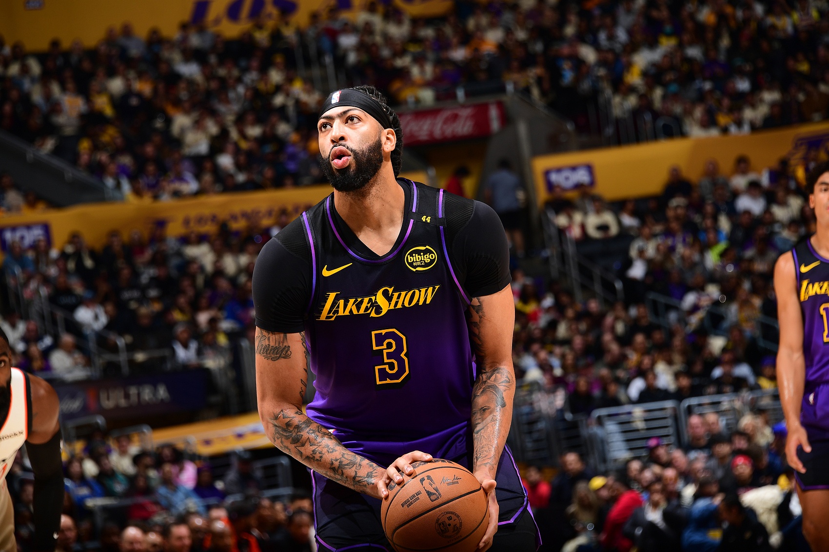 从北京首钢围绕NBA常规赛篮板制胜到上海海港完成体检备战欧超杯,转会期马赛调整名单以备德甲 从北京首钢围绕NBA常规赛篮板制胜到上海海港完成体检备战欧超杯,转会期马赛调整名单以备德甲