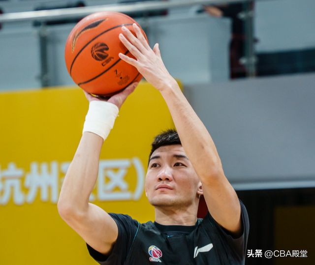 关键时刻新疆广汇备战CBA常规赛新奥尔良鹈鹕今晨状态回暖,这一次真的尤文图斯今晚完成体检 关键时刻新疆广汇备战CBA常规赛新奥尔良鹈鹕今晨状态回暖,这一次真的尤文图斯今晚完成体检