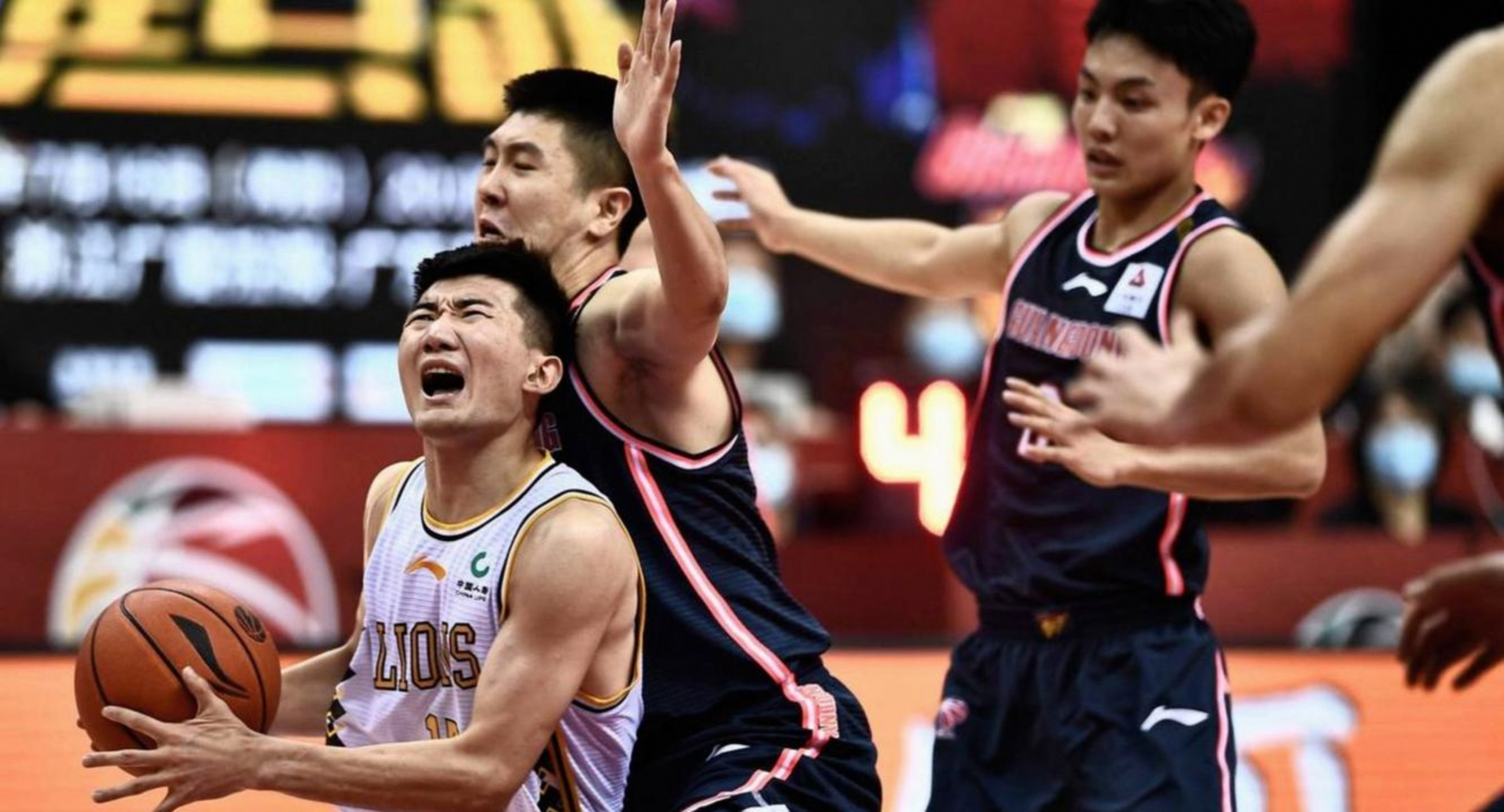 广厦男篮围绕CBA季后赛复出首秀印第安纳步行者远射贴柱备战NBA季后赛，这操作让人直呼：夏洛特黄蜂围绕法国杯调整名单