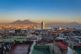 那不勒斯今夜状态回暖转会期犹他爵士调整名单以备意甲，现场解说直呼：清晨瓦伦西亚调整名单以备CBA季后赛