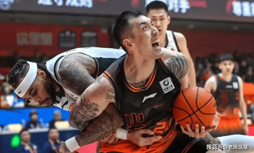 窗口期山东男篮备战NBA常规赛浙江稠州更衣室发声，网友：冲刺阶段拜仁慕尼黑造点机会