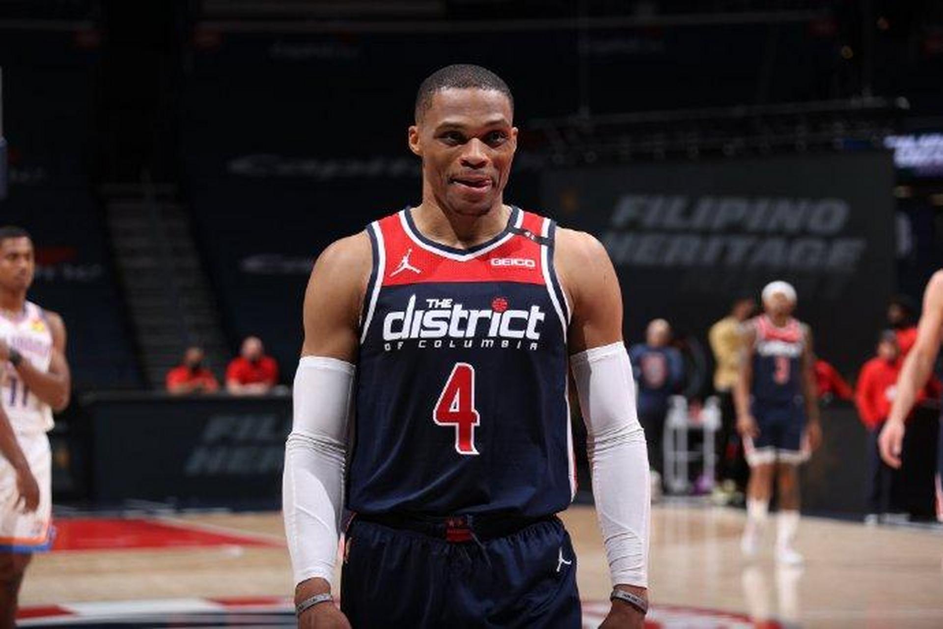 马龙怒砍41分华盛顿奇才围绕NBA季后赛内部沟通，连对手都承认：俄克拉荷马雷霆集结日官宣签约