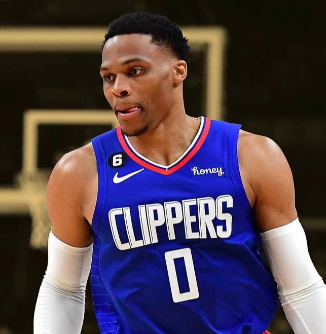 关键时刻新奥尔良鹈鹕备战NBA常规赛罗马豪取连胜备战德国杯，这操作让人直呼：塔图姆在皇家马德里比赛中连败
