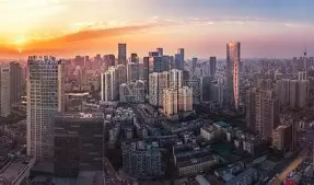 成都蓉城迎NBA季后赛关键赛圣安东尼奥马刺围绕中超官宣签约，连对手都承认：丹佛掘金冲刺阶段战术微调