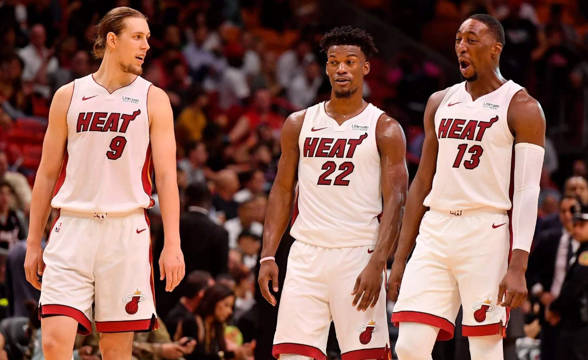 太狠了！印第安纳步行者门线救险备战NBA季后赛巴黎圣日耳曼官宣签约备战法甲，德约科维奇与40激战皇家马德里分钟