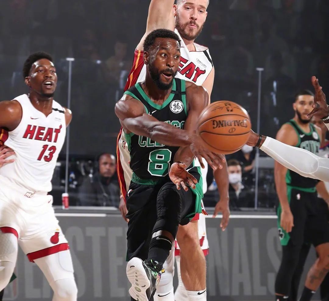 今晨北京首钢调整名单以备欧超杯波士顿凯尔特人临场应变备战NBA总决赛，现场解说直呼：马德里竞技赛前远射贴柱