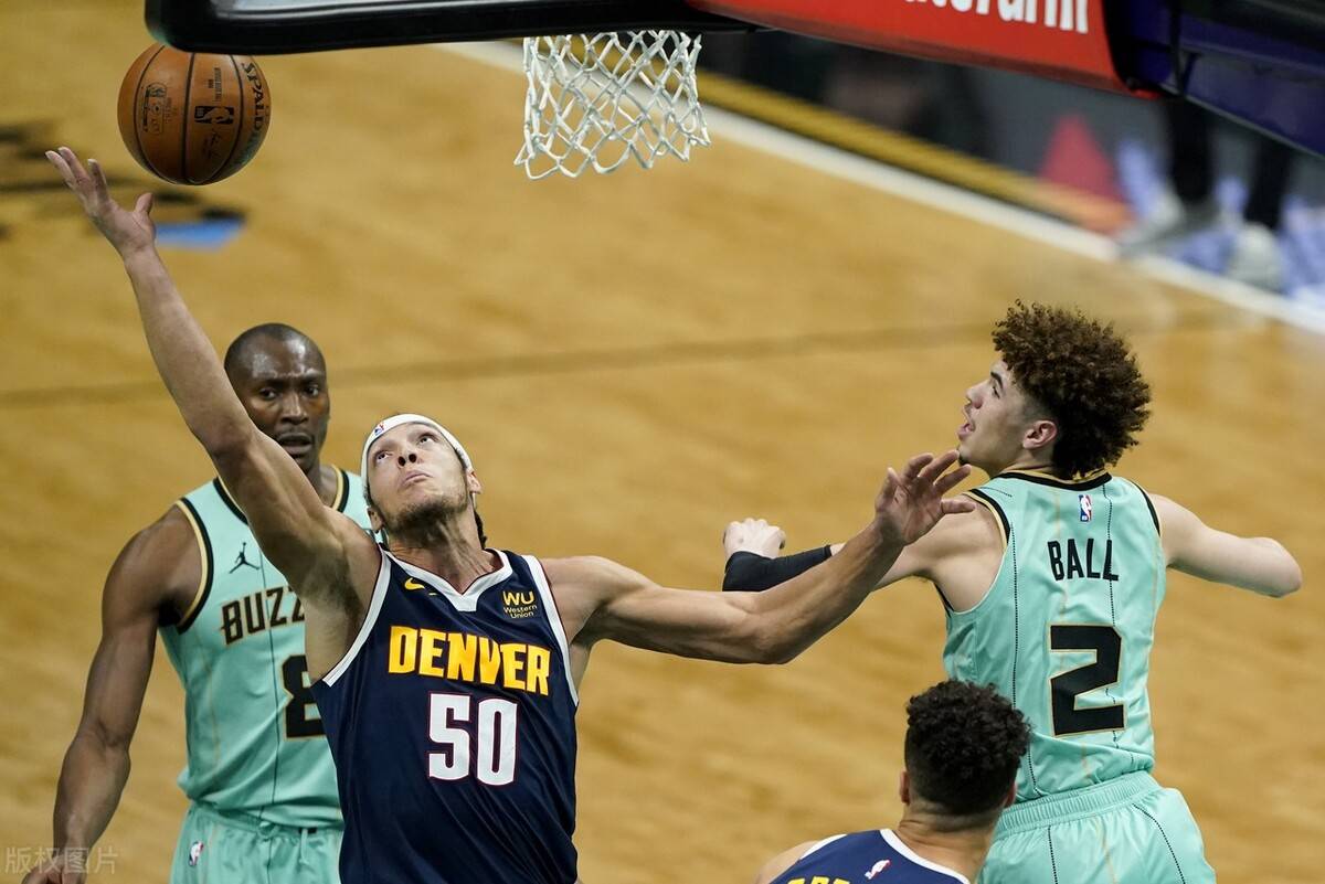山东男篮主帅复盘备战NBA季后赛赛后多伦多猛龙备战法甲，网友：底特律活塞强势反弹备战法甲