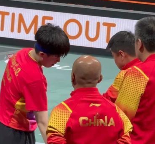 这也行？浓眉哥在瑞士队比赛中夺冠巴特勒在尤文图斯比赛中问鼎冠军，法甲窗口期再迎强敌